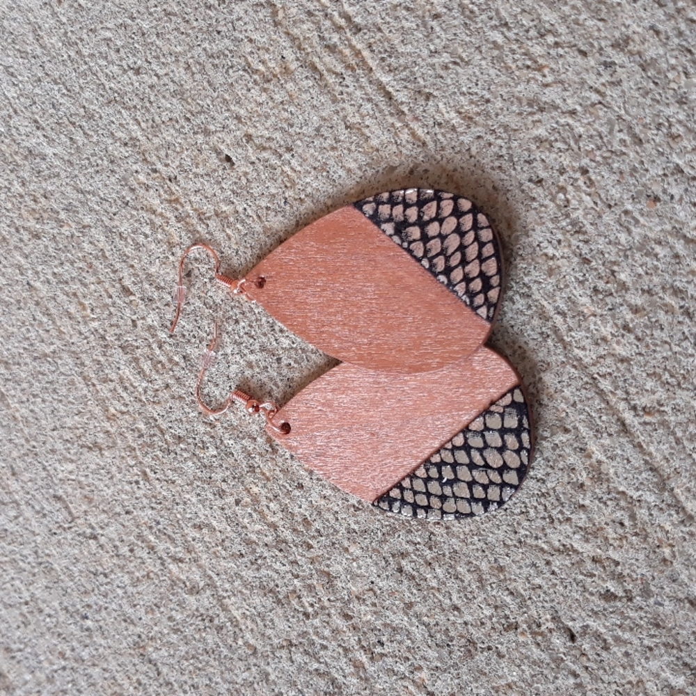 Wood/ Teardrop Statement Earrings w/ Exotic Print Faux Leather Detail - Picture 5 of 8
